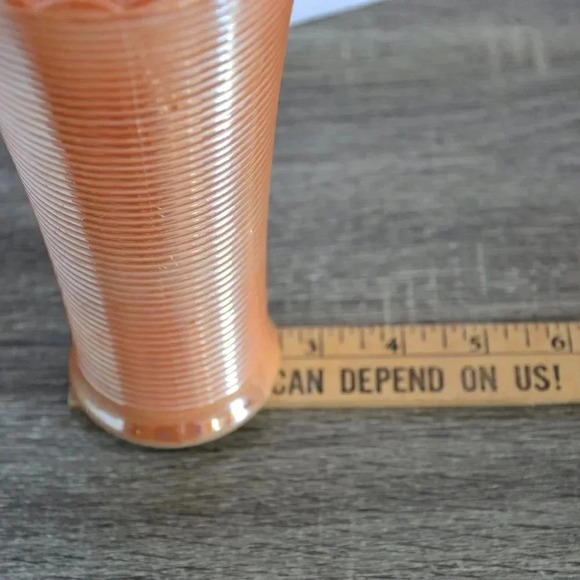Vtg  Peach Luster Vase - Picture 6 of 7